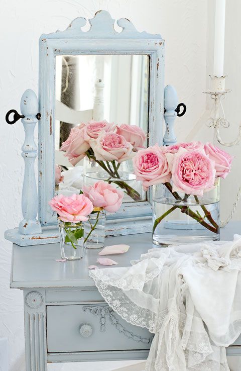 kolor roku 2016 - Rose Quartz i Serenity, niebiesko-różowe aranżacje